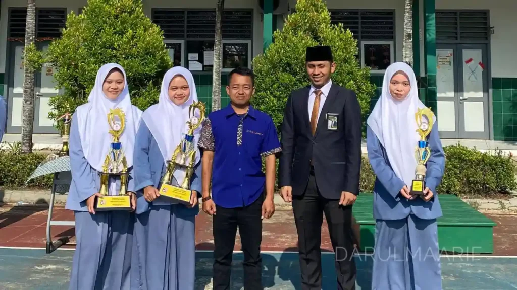 darulmaarif.net 4 6