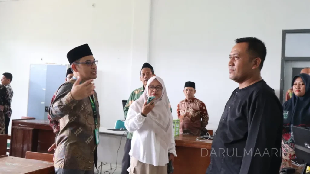 darulmaarif.net 4 8
