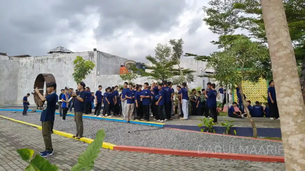darulmaarif.net 15